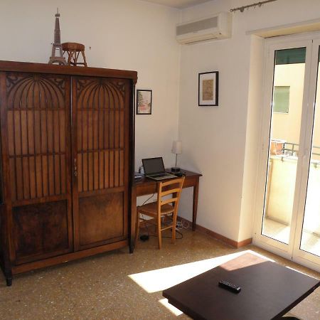 Casa Lorenzo Magnifico Рим Екстериор снимка