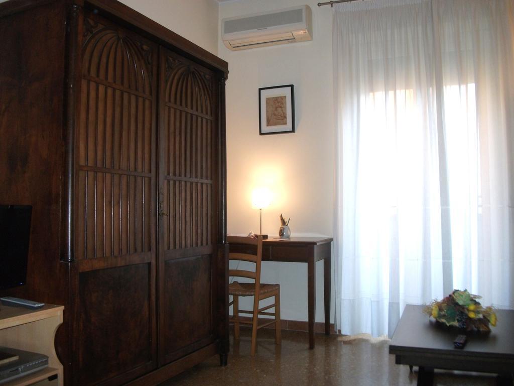 Casa Lorenzo Magnifico Рим Екстериор снимка