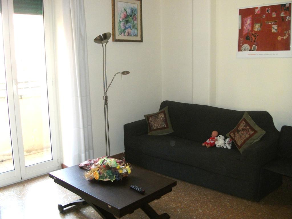 Casa Lorenzo Magnifico Рим Екстериор снимка